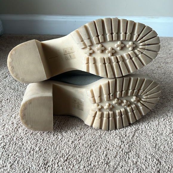 Dolce Vita Caster Heeled Ankle Booties Sage Canvas - Picture 10 of 10